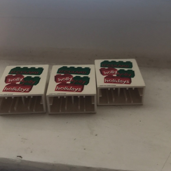Legoland Holly Jolly Holidays Collector bricks x3 - Picture 2 of 4